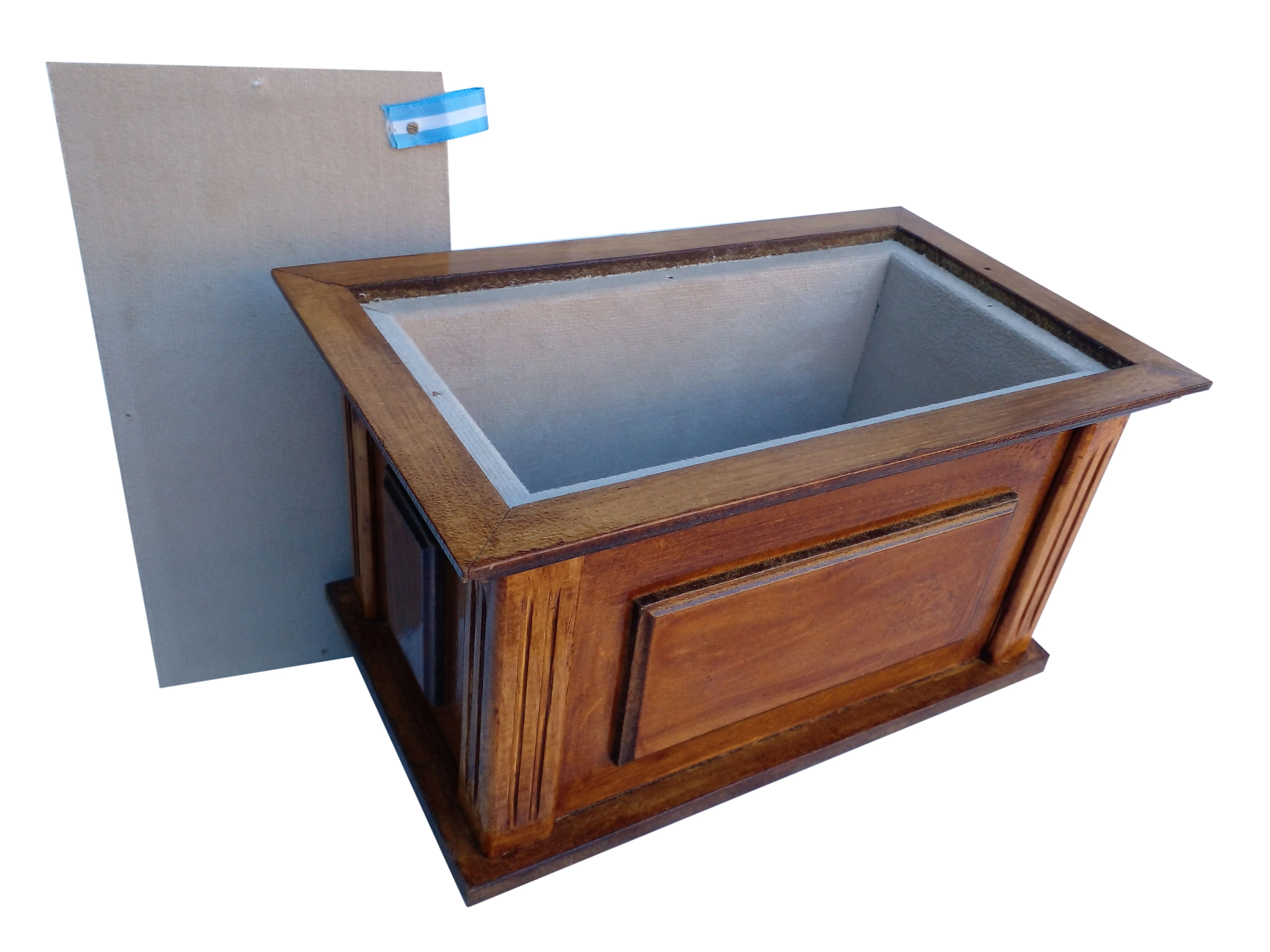 Imagen de ROMA CON PANA, urna de madera